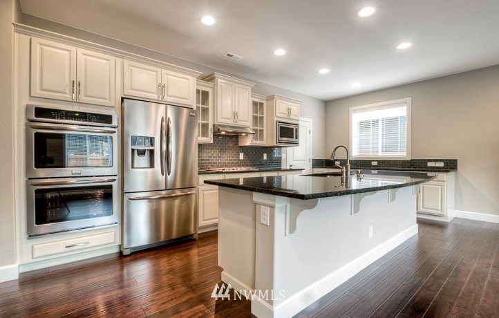 3930 187th Place Southeast, Unit 36 Bothell, WA 98012 - Photo 4 of 14 Gallery Image 4