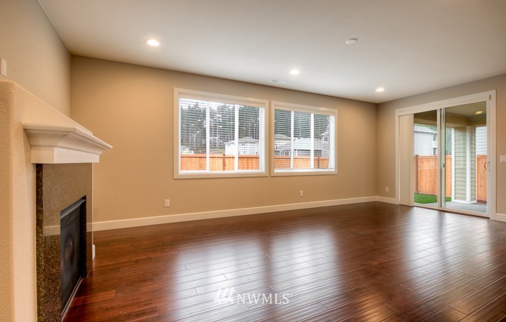 3930 187th Place Southeast, Unit 36 Bothell, WA 98012 - Photo 9 of 14 Gallery Image 9