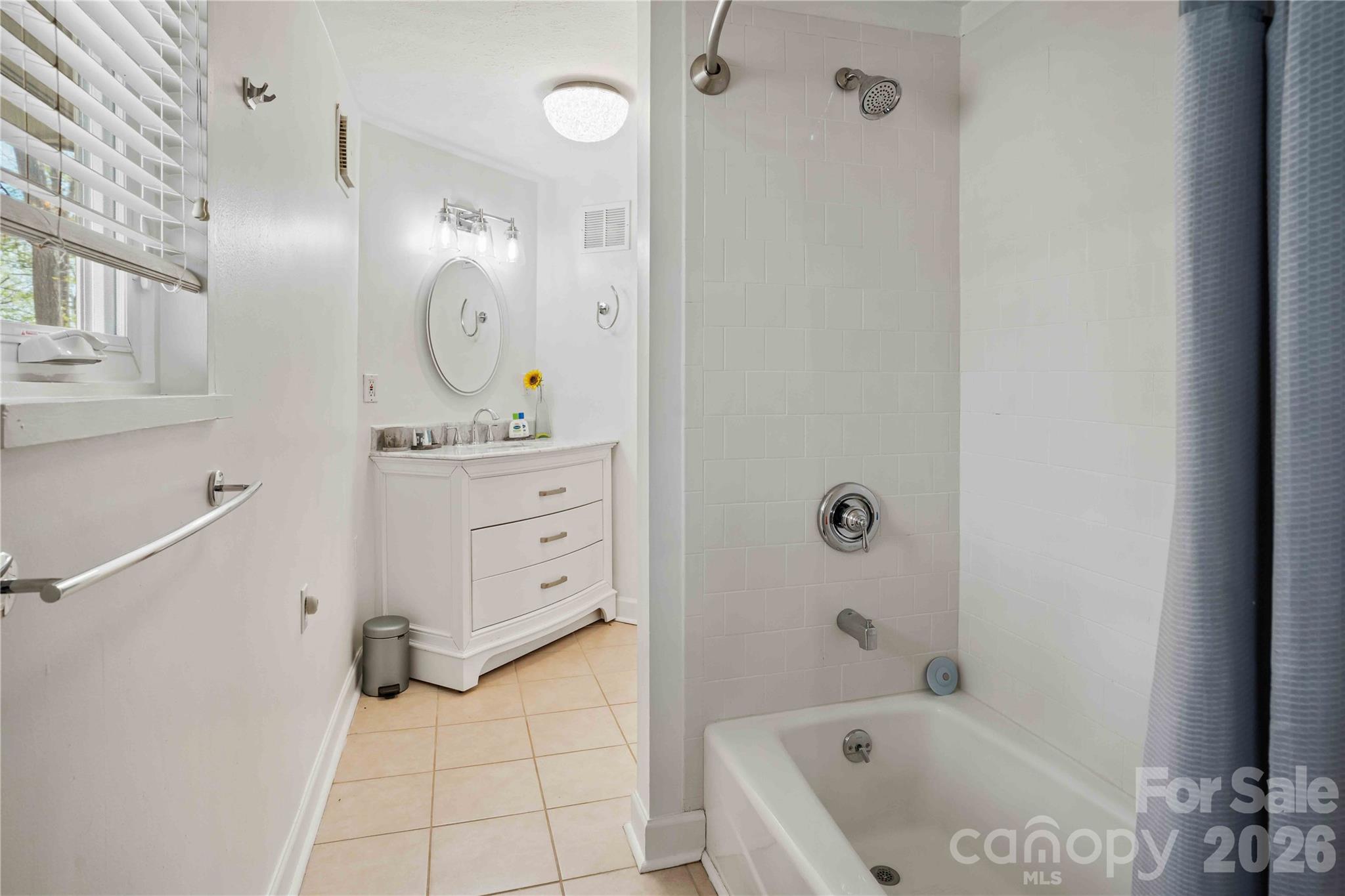 39 Tatham Road Hendersonville, NC 28792 - Photo 17 of 35 Gallery Image 17
