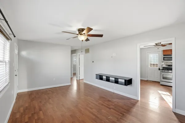 $249,900 | 316 Oak Circle, Crown Point, IN 46307