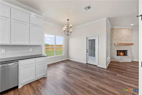 $359,900 | 210 Creek Plum Lane, Temple, TX 76502