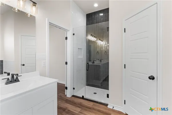 $359,900 | 210 Creek Plum Lane, Temple, TX 76502
