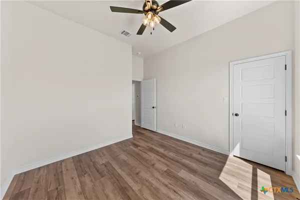 $359,900 | 210 Creek Plum Lane, Temple, TX 76502