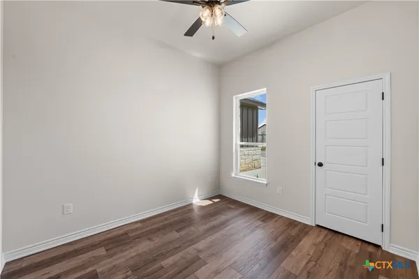 $359,900 | 210 Creek Plum Lane, Temple, TX 76502