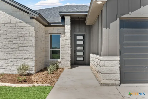 $359,900 | 210 Creek Plum Lane, Temple, TX 76502