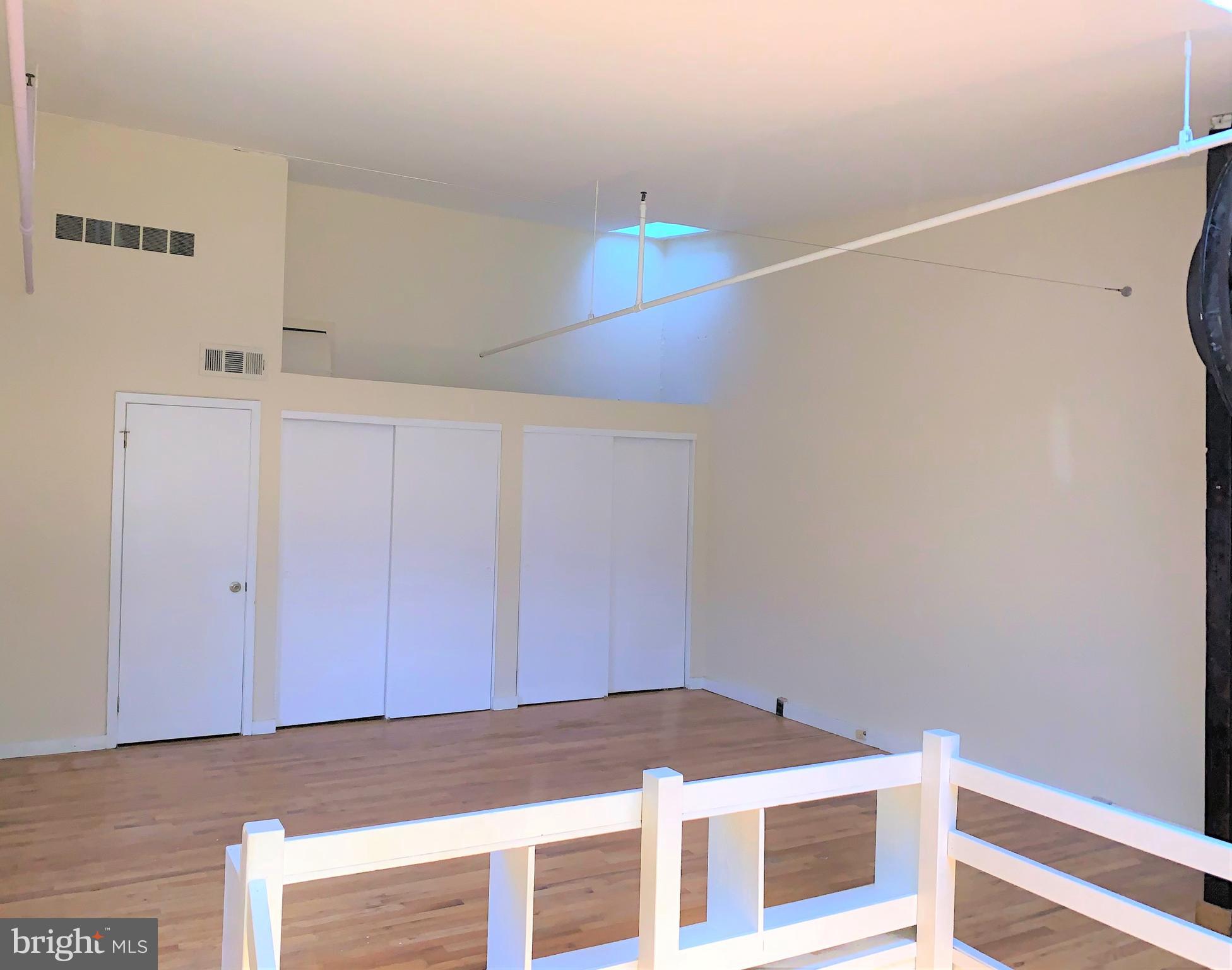 21 North 3rd Street, Unit 4C Philadelphia, PA 19106 - Photo 10 of 14 a view of an empty room