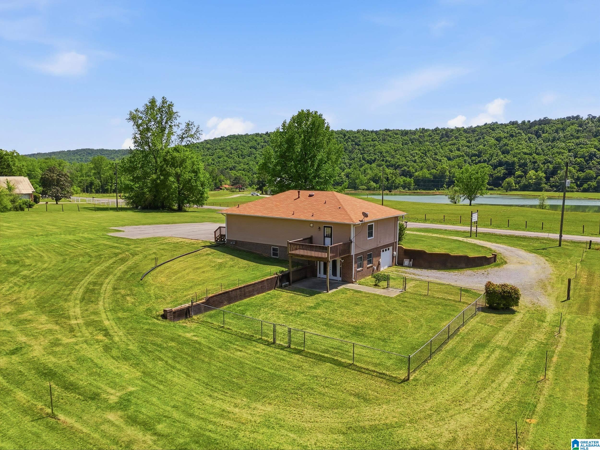 2375 Alabama Highway 174 Springville, AL 35146 - Photo 2 of 42