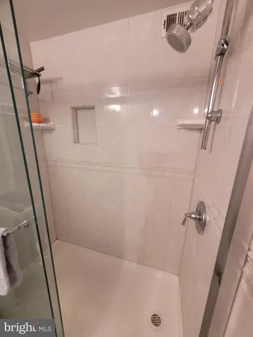 $1,850 | 3101 South Manchester Street, Unit 512, Falls Church, VA 22044