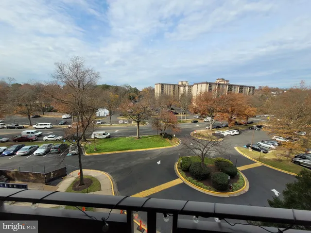 $1,850 | 3101 South Manchester Street, Unit 512, Falls Church, VA 22044