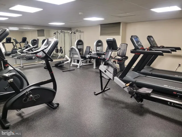 $1,850 | 3101 South Manchester Street, Unit 512, Falls Church, VA 22044