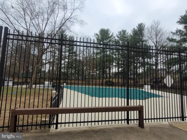 $1,850 | 3101 South Manchester Street, Unit 512, Falls Church, VA 22044