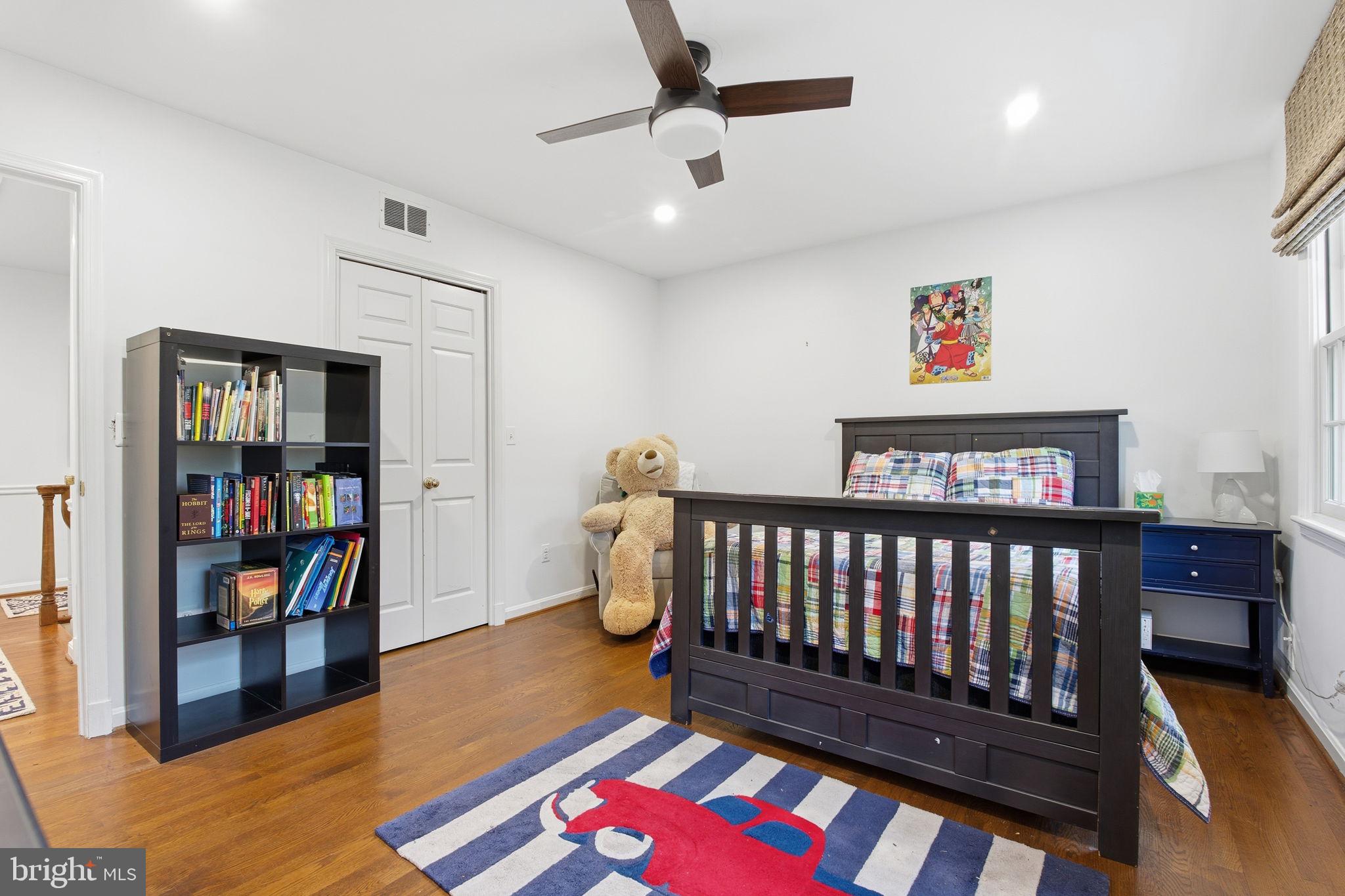 4800 Scarsdale Road Bethesda, MD 20816 - Photo 23 of 33 Bedroom 3