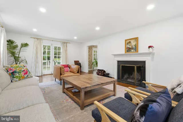 $1,849,000 | 4800 Scarsdale Road, Bethesda, MD 20816