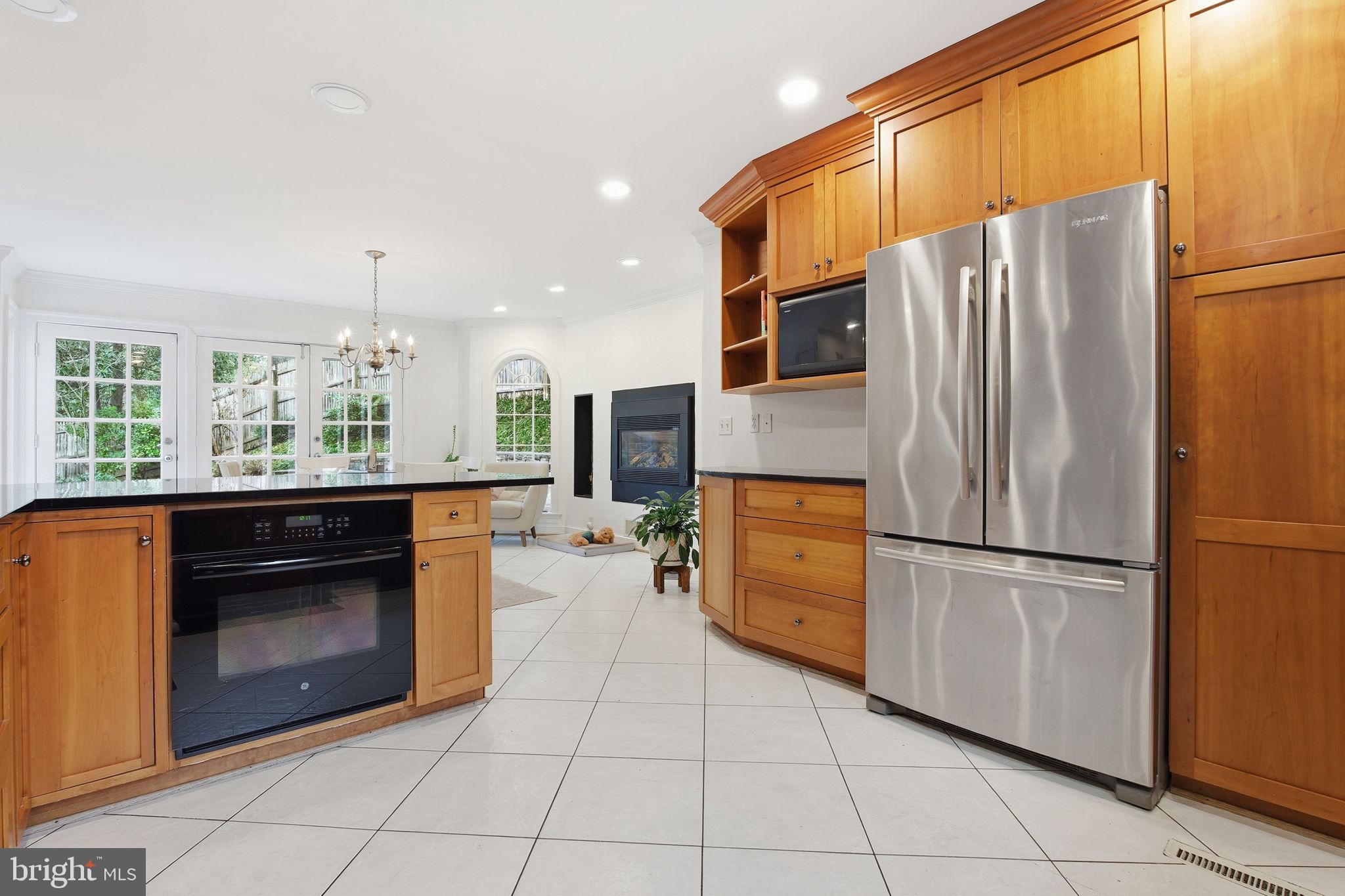 4800 Scarsdale Road Bethesda, MD 20816 - Photo 10 of 33 Kitchen