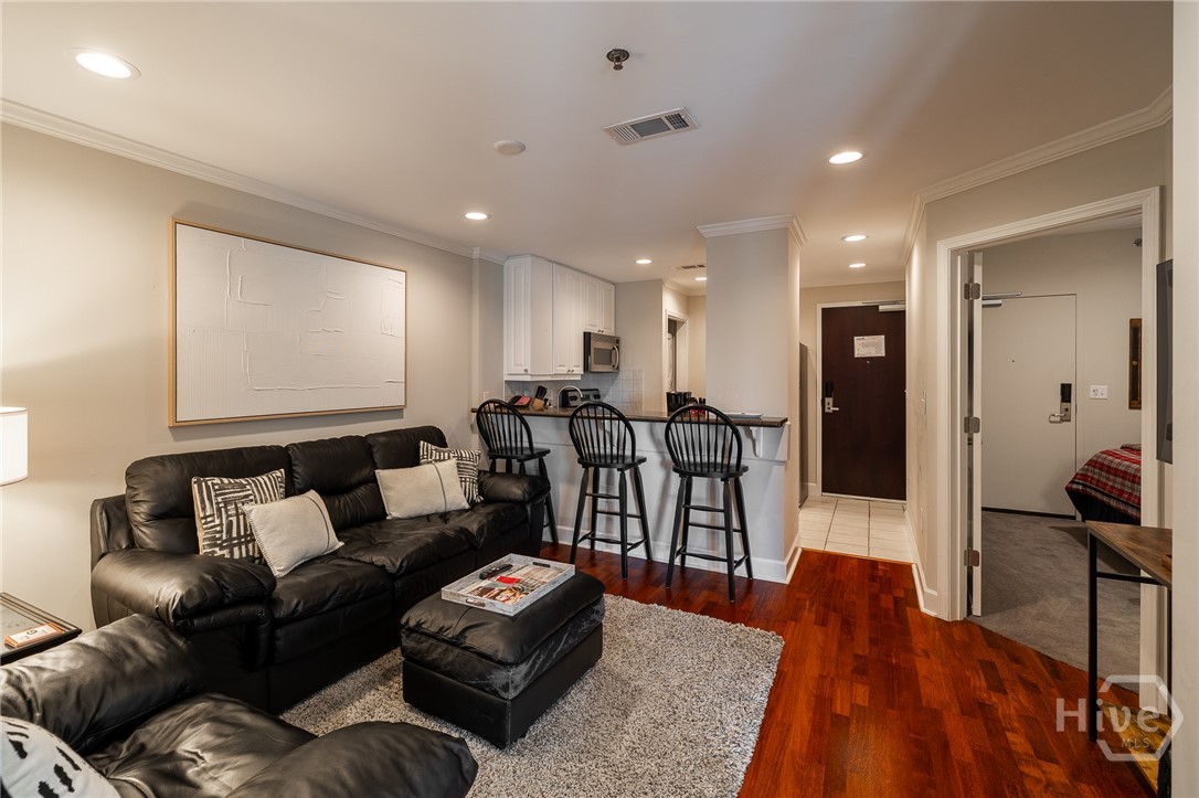 250 West Broad Street, Unit 720 Athens, GA 30601 - Photo 3 of 34