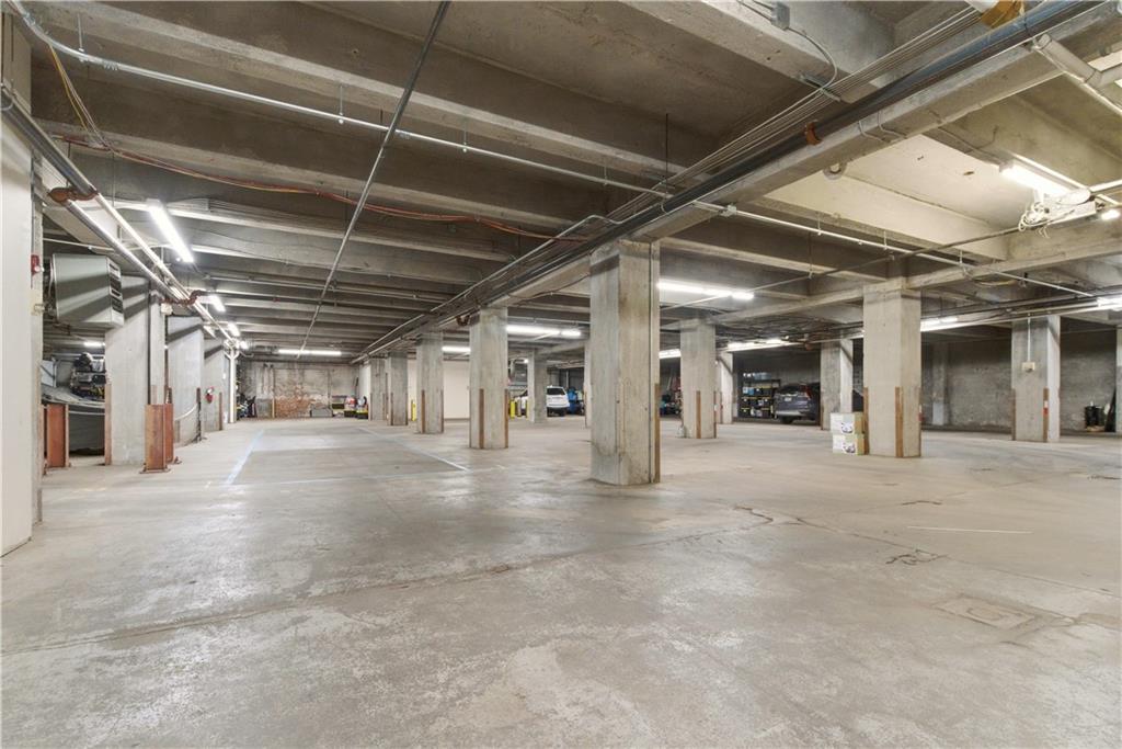 360 West Pershing Road, Unit 30 Kansas City, MO 64108 - Photo 25 of 28