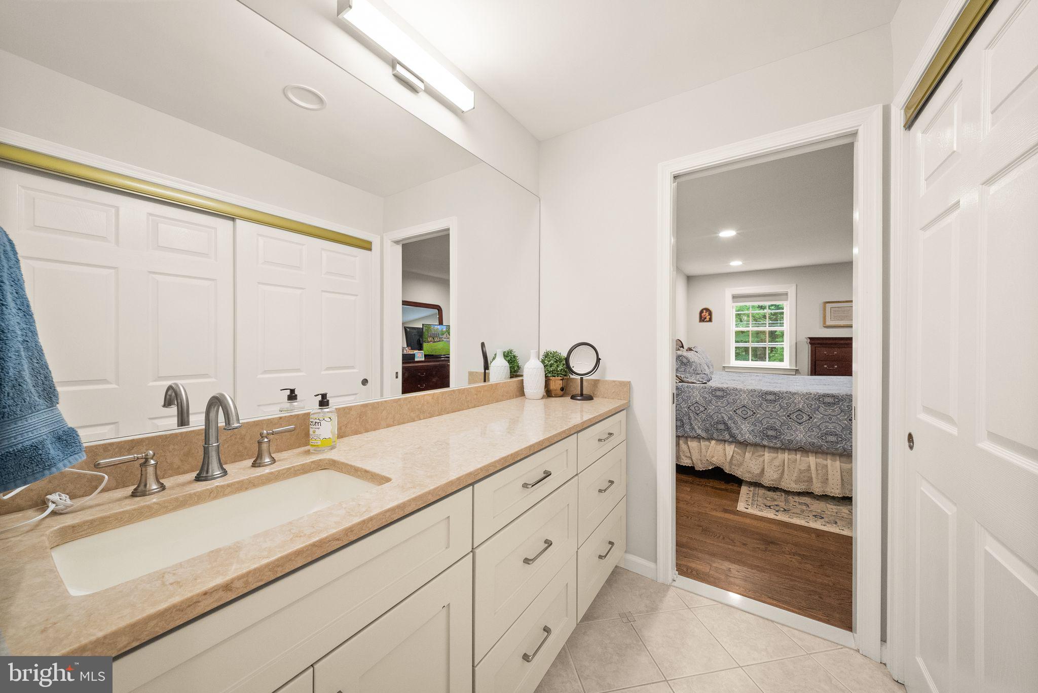 1716 Besley Road Vienna, VA 22182 - Photo 23 of 48 Extra-long vanity