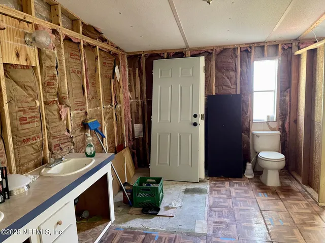 $135,000 | 126 Mirror Lake Drive, Interlachen, FL 32148