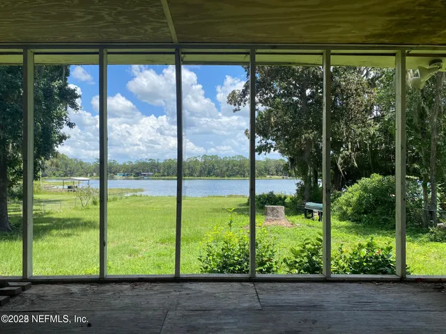 $135,000 | 126 Mirror Lake Drive, Interlachen, FL 32148