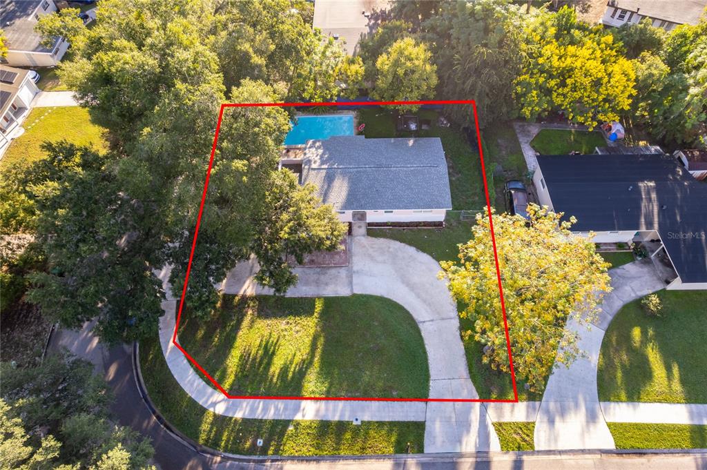 3913 Pine Ridge Road Orlando, FL 32808 - Photo 4 of 28 Gallery Image 4