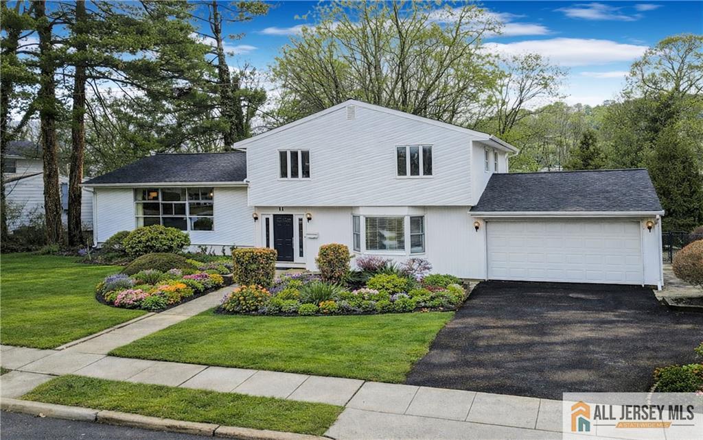 11 Agate Road East Brunswick, NJ 08816 - Photo 2 of 49