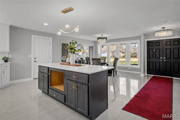 $500,000 | 500 Kingridge Drive, Ballwin, MO 63011