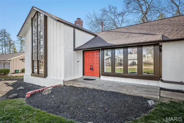 $500,000 | 500 Kingridge Drive, Ballwin, MO 63011