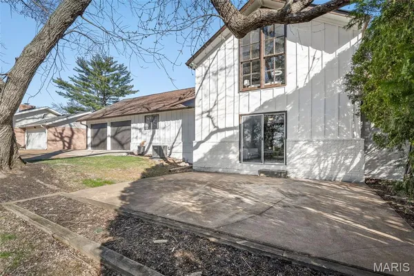 $500,000 | 500 Kingridge Drive, Ballwin, MO 63011