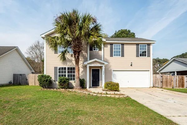 $2,650 | 1324 Winterberry Avenue, Goose Creek, SC 29445