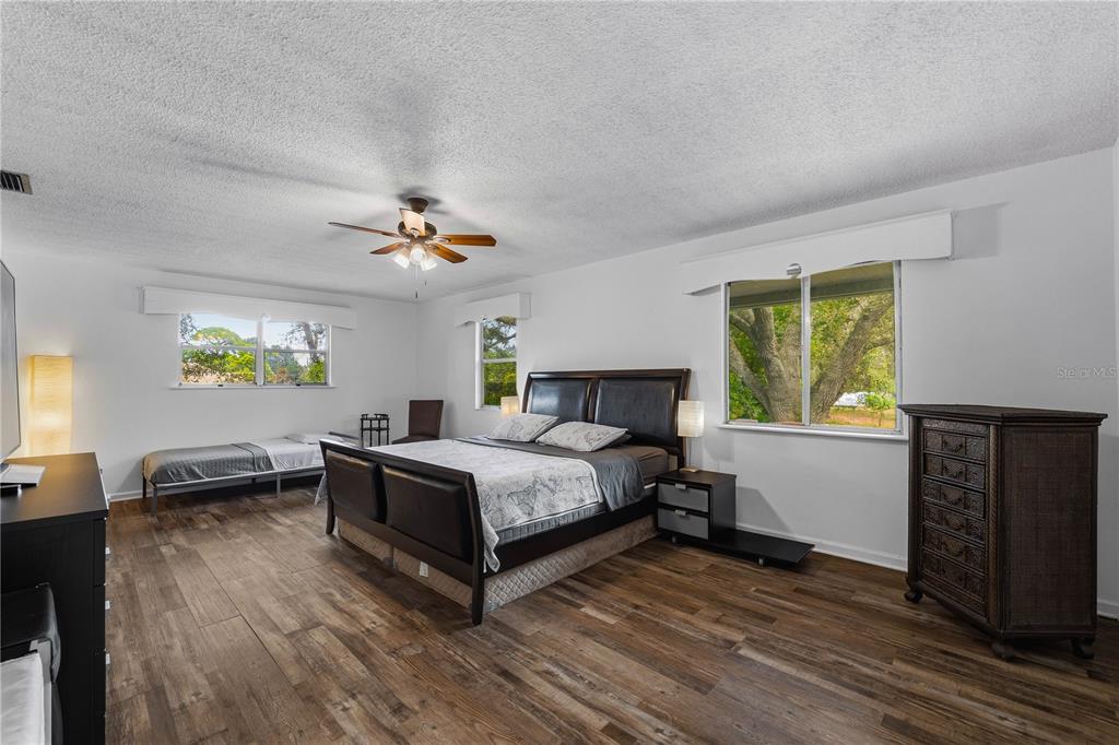 11626 Timber Ridge Drive Tampa, FL 33625 - Photo 12 of 40 Gallery Image 12