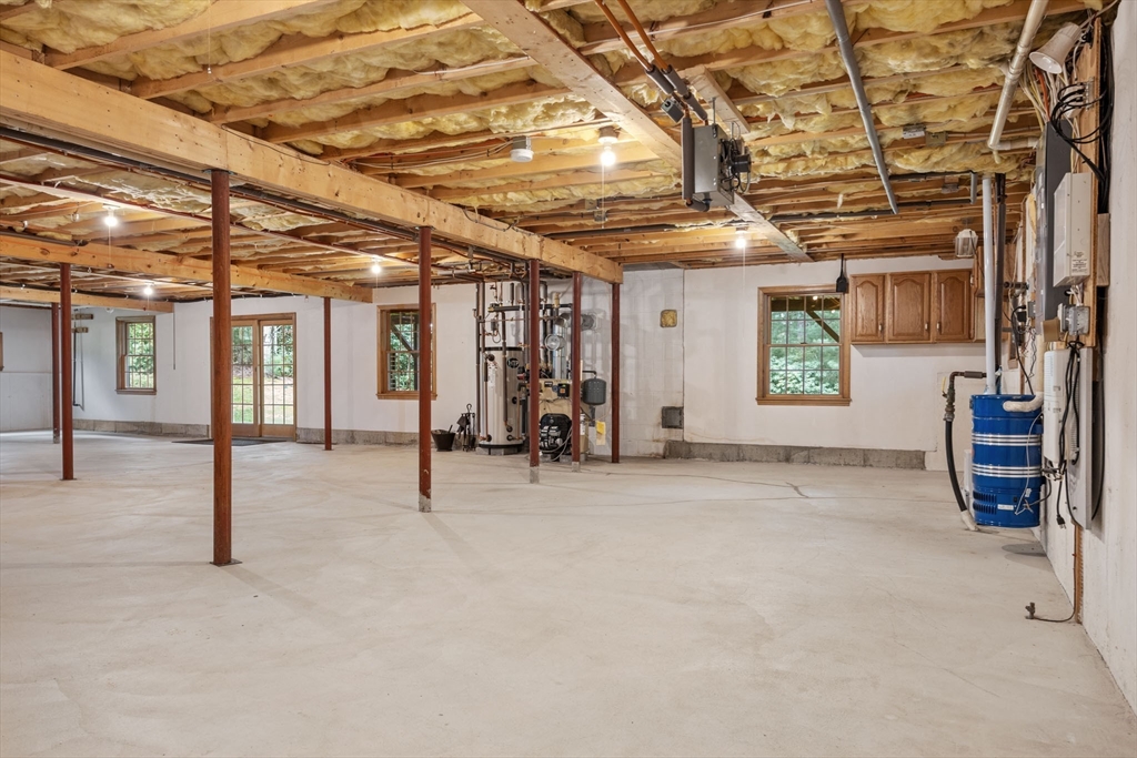 83 Micajah Pond Road Plymouth, MA 02360 - Photo 31 of 41 Gallery Image 31
