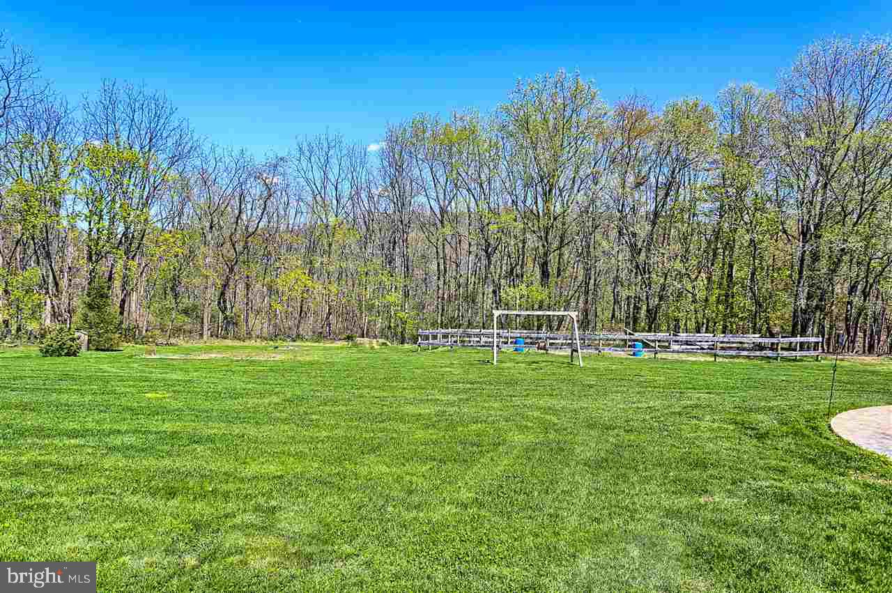 400 Deagen Road Hanover, PA 17331 - Photo 29 of 36
