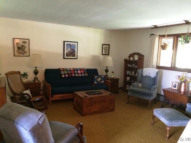 455 Willow Road Walnutport, PA 18088 - Photo 6 of 35 Gallery Image 6