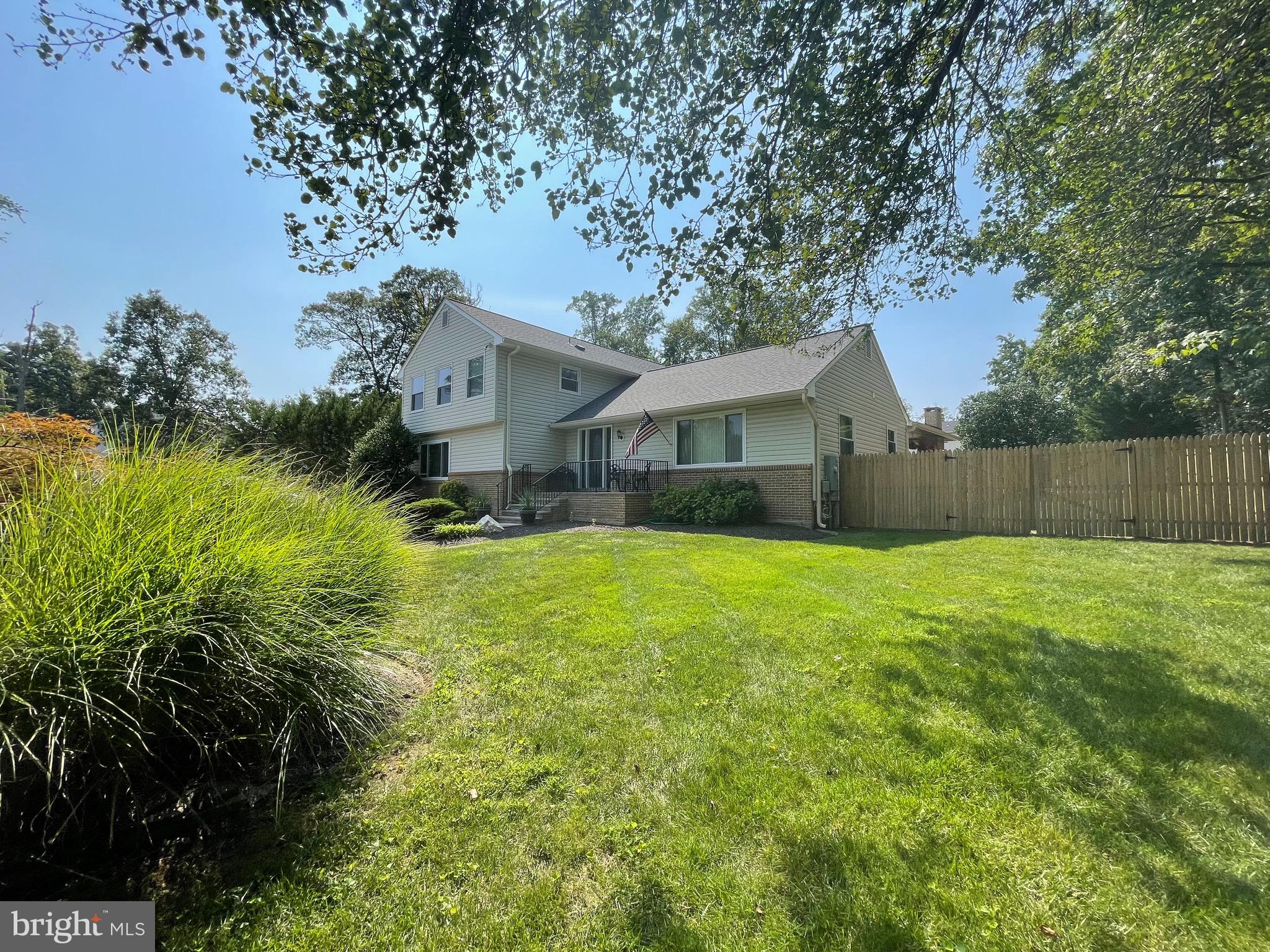 7906 Giles Street Springfield, VA 22153 - Photo 3 of 16 Gallery Image 3