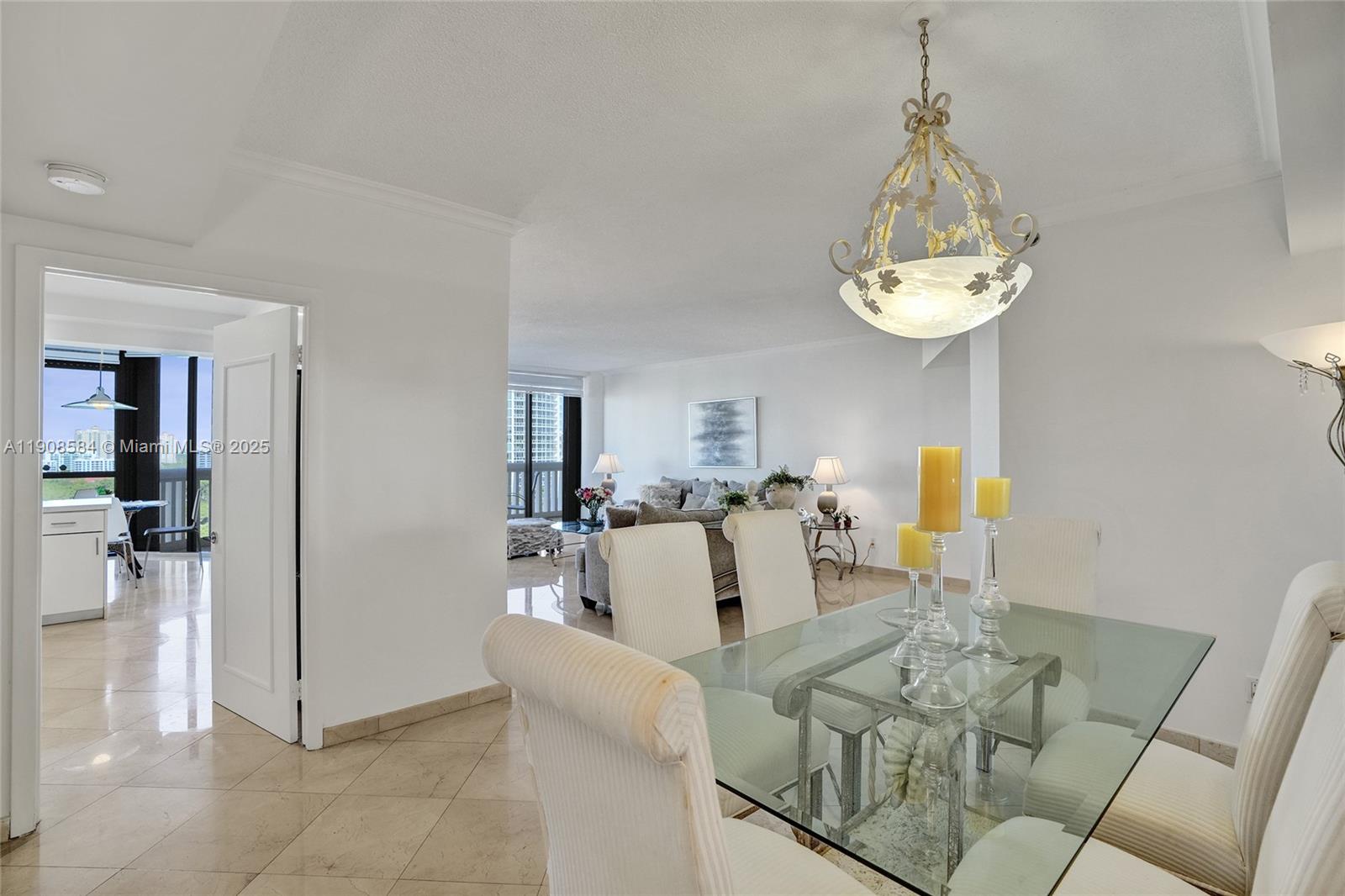 2000 Island Boulevard, Unit 1710 Aventura, FL 33160 - Photo 8 of 39