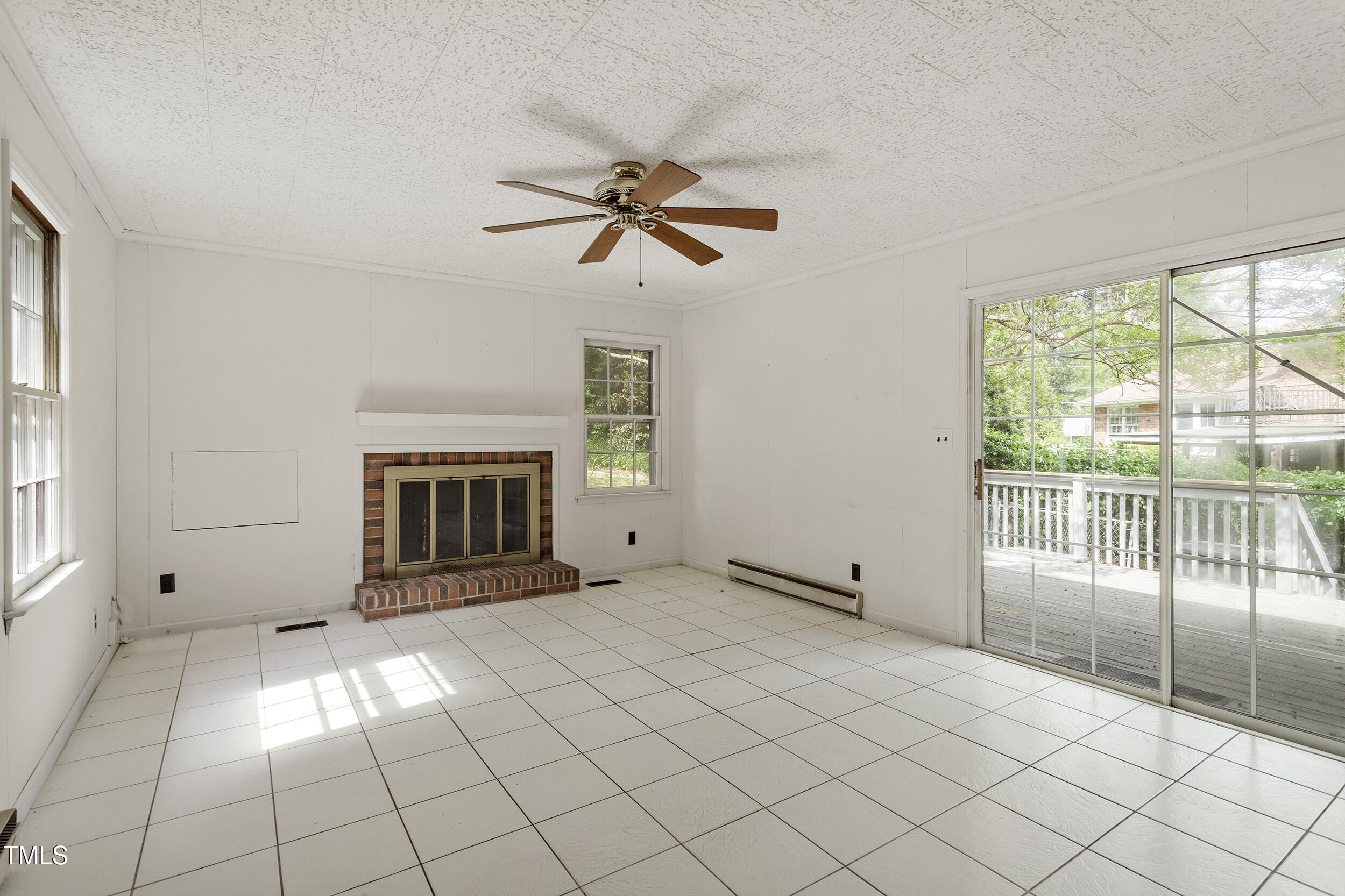611 Beaver Dam Road Raleigh, NC 27607 - Photo 17 of 36 a view of empty room with windows