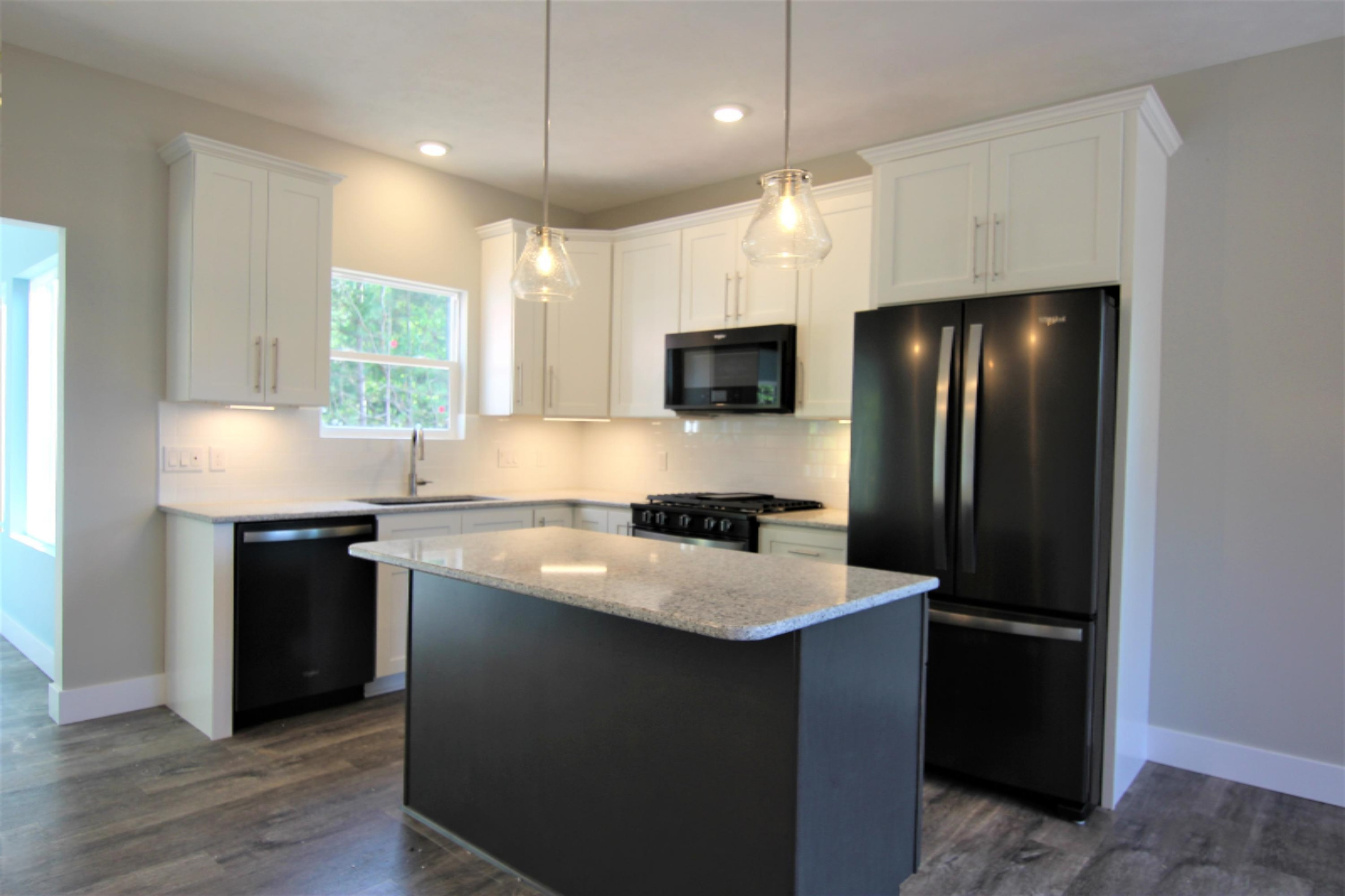 2500 Eagle Ridge Muskegon, MI 49444 - Photo 6 of 27 IMG_3104