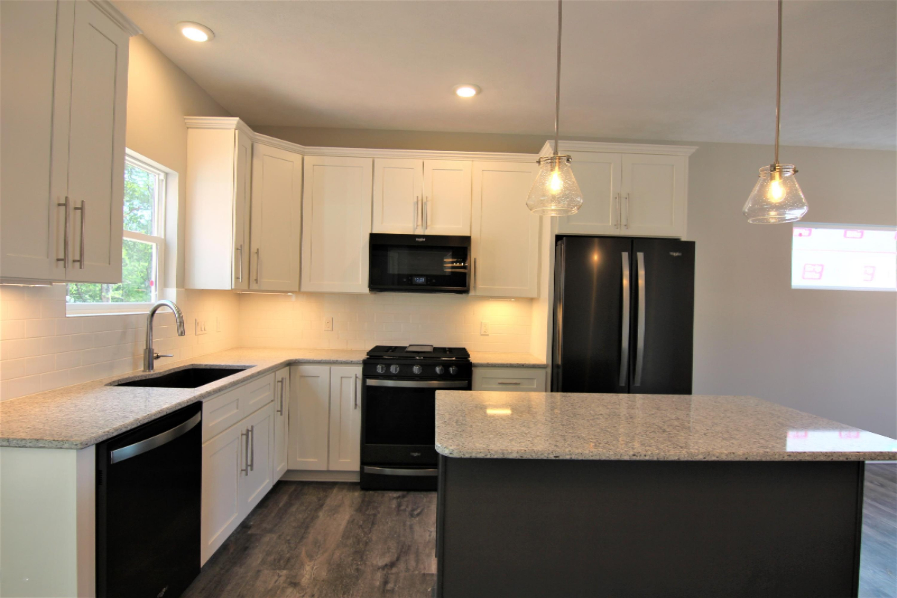 2500 Eagle Ridge Muskegon, MI 49444 - Photo 8 of 27 IMG_3106