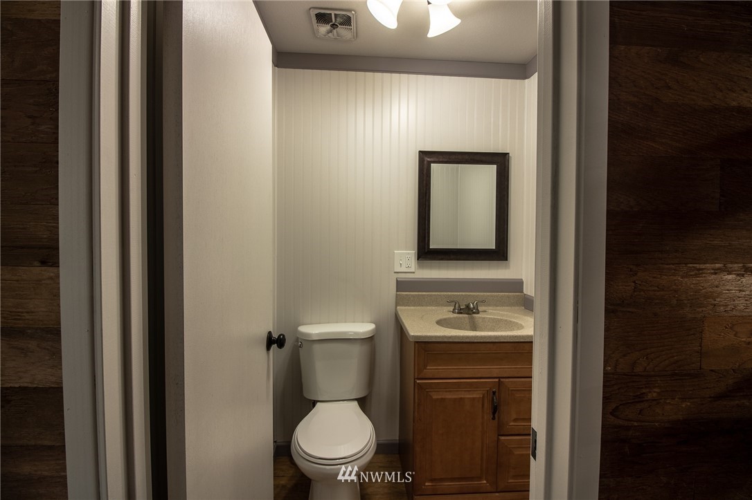 17 Rainier Gardens Road Aberdeen, WA 98520 - Photo 6 of 25 Gallery Image 6