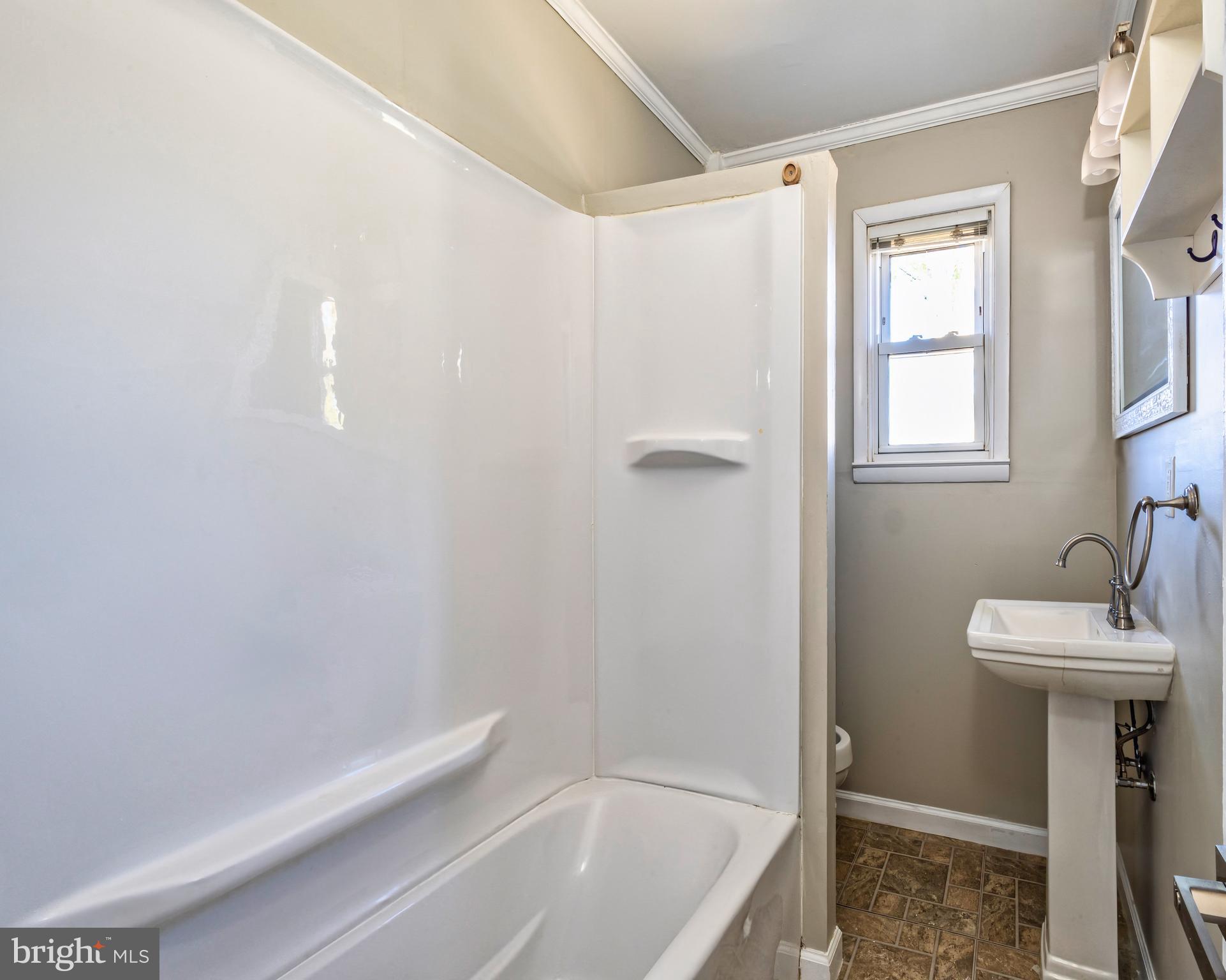 808 Mt Road Burlington, NJ 08016 - Photo 11 of 14 Gallery Image 11