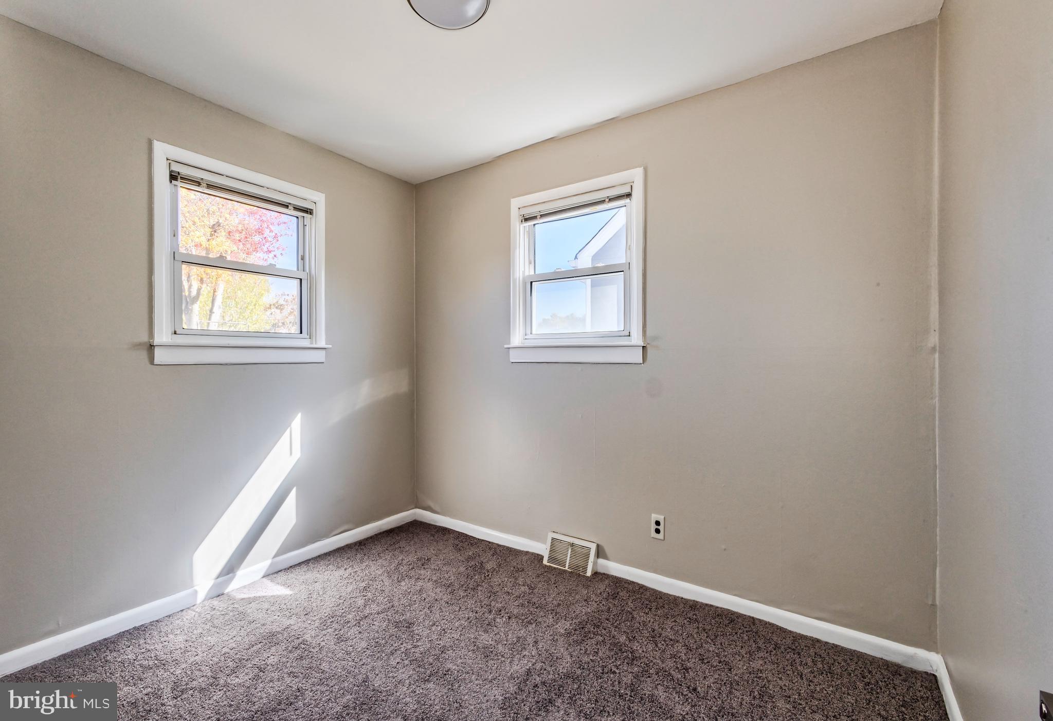 808 Mt Road Burlington, NJ 08016 - Photo 10 of 14 Gallery Image 10