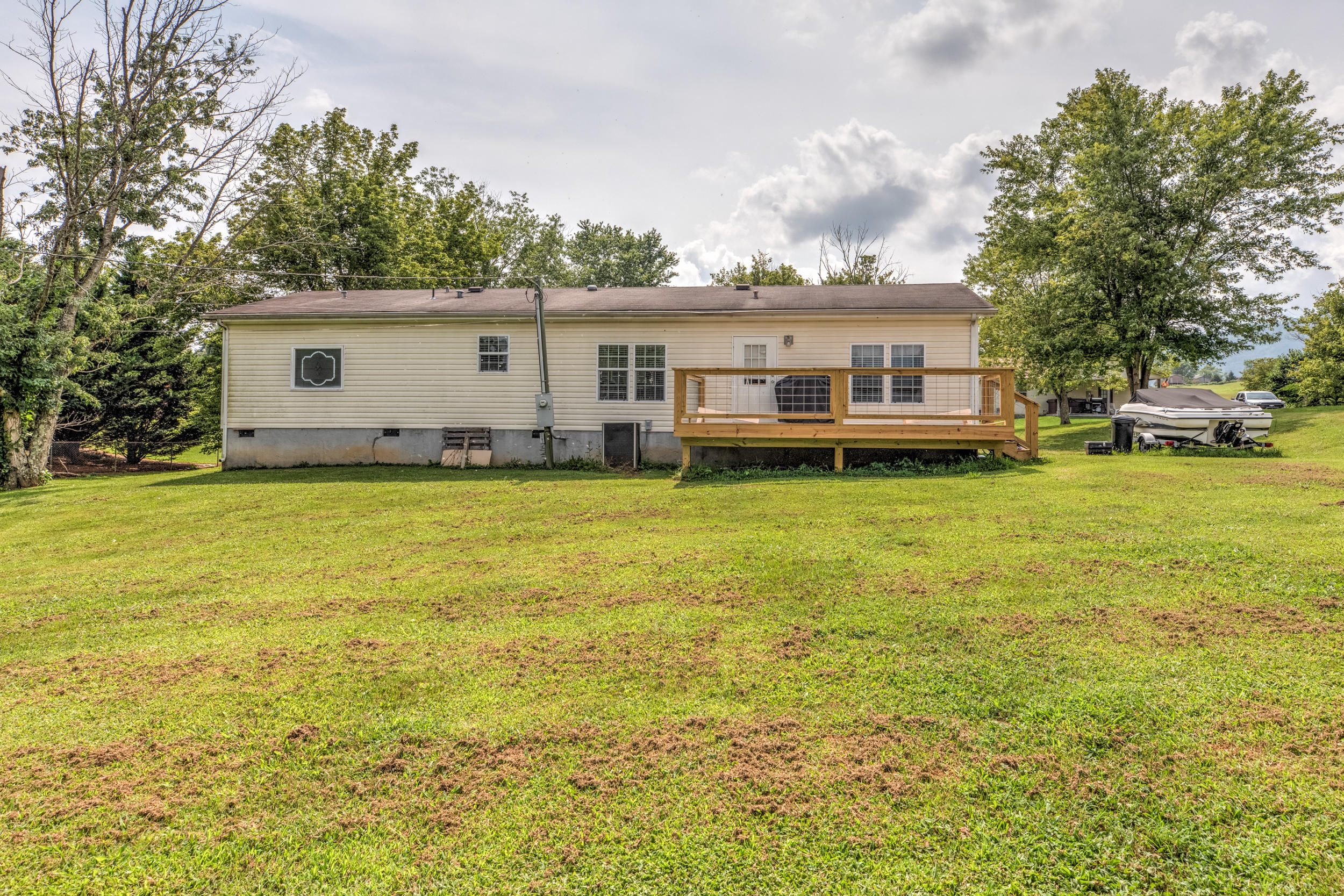 257 Frontier Road La Follette, TN 37766 - Photo 22 of 26 257 Frontier Rd-4