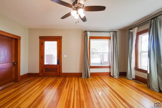 $325,000 | 107 South Missouri Street, Alma, KS 66401