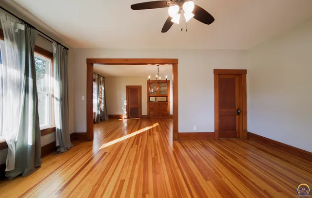 $325,000 | 107 South Missouri Street, Alma, KS 66401