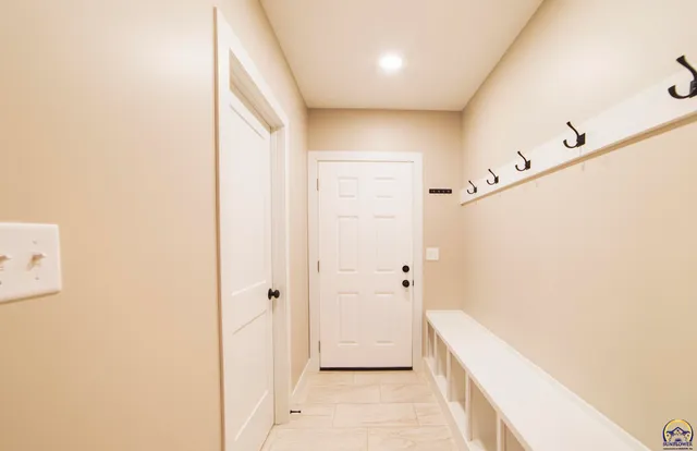 $325,000 | 107 South Missouri Street, Alma, KS 66401