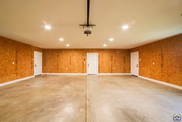 $325,000 | 107 South Missouri Street, Alma, KS 66401