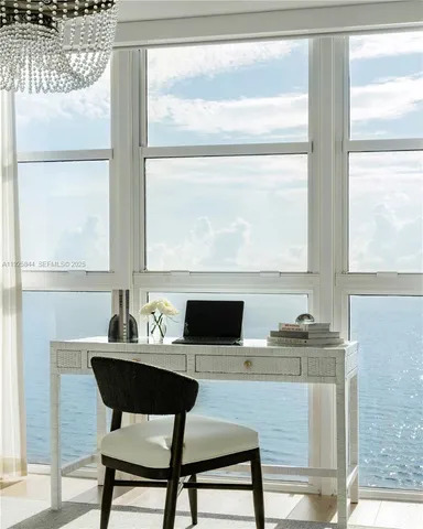 $14,500 | 5757 Collins Avenue, Unit 1706, Miami Beach, FL 33140