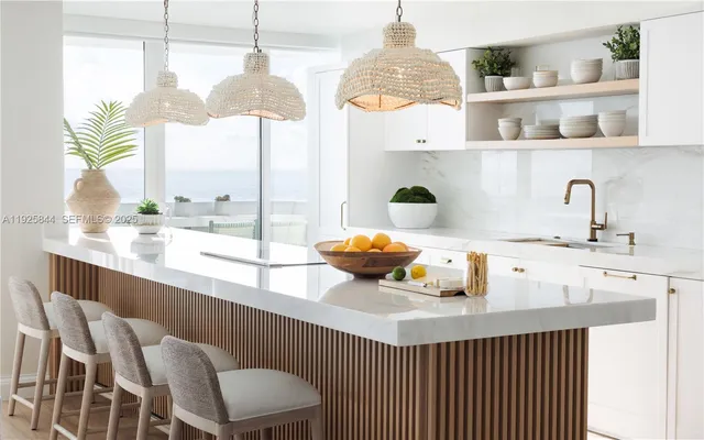 $14,500 | 5757 Collins Avenue, Unit 1706, Miami Beach, FL 33140