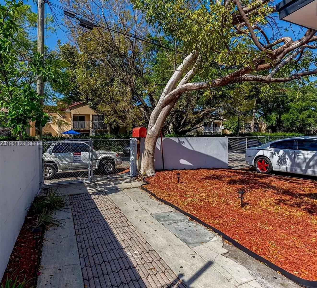 2608 Northwest 26th Street, Unit 2 Miami, FL 33142 - Photo 23 of 25