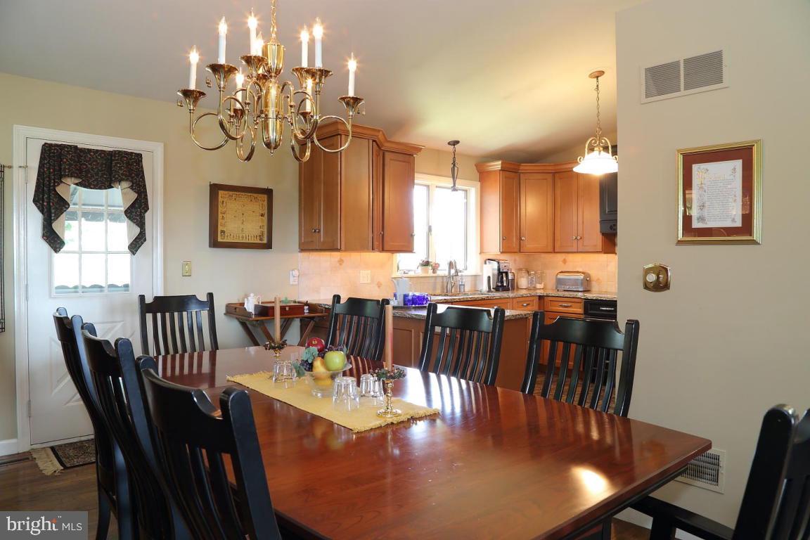 3705 East Newport Road Gordonville, PA 17529 - Photo 11 of 42